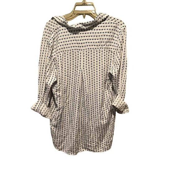 Velvet Heart Women's Large White Stars Print Rayon Classic Long Sleeve Button-Up - Picture 2 of 4